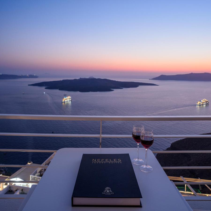 Nefeles Luxury Suites Fira  Ngoại thất bức ảnh