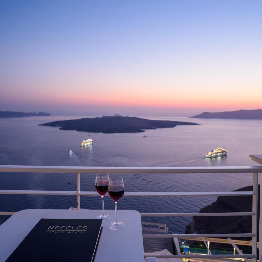 Nefeles Luxury Suites Fira  Ngoại thất bức ảnh