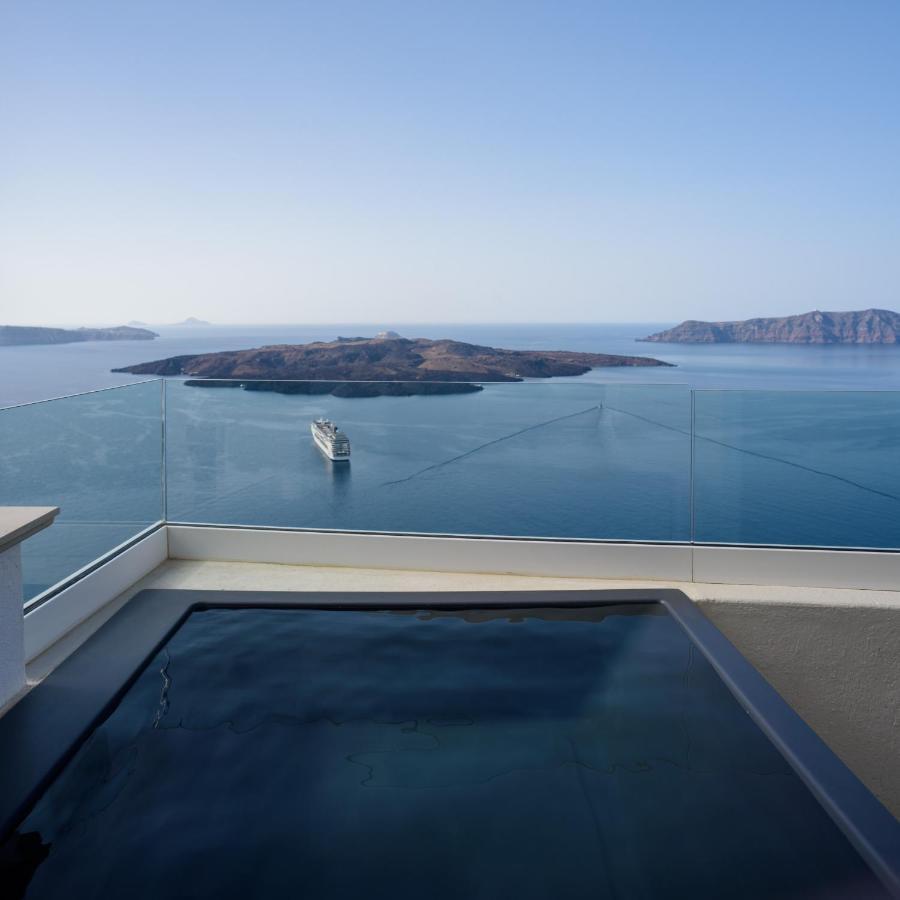 Nefeles Luxury Suites Fira  Ngoại thất bức ảnh