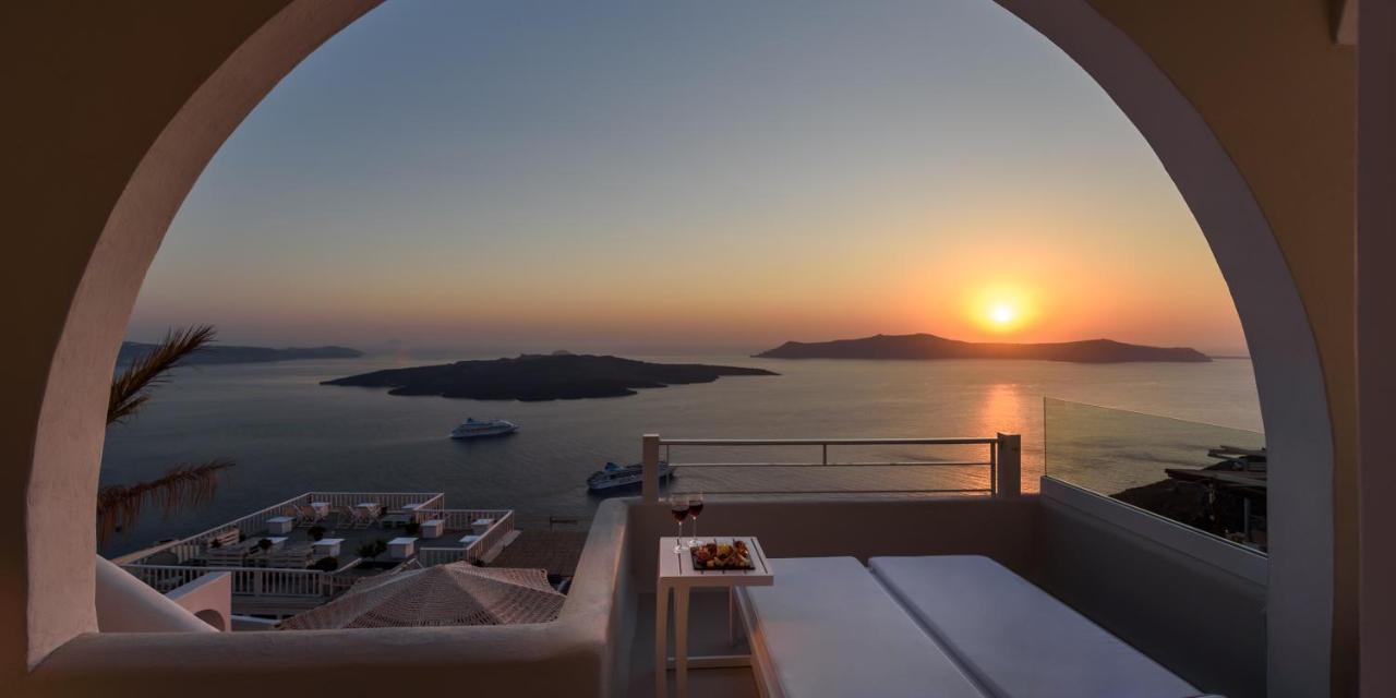 Nefeles Luxury Suites Fira  Ngoại thất bức ảnh
