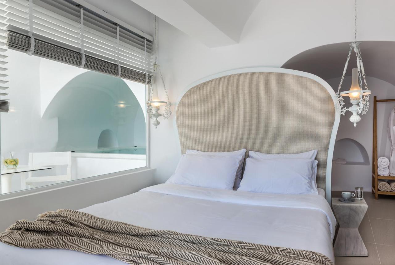Nefeles Luxury Suites Fira  Ngoại thất bức ảnh