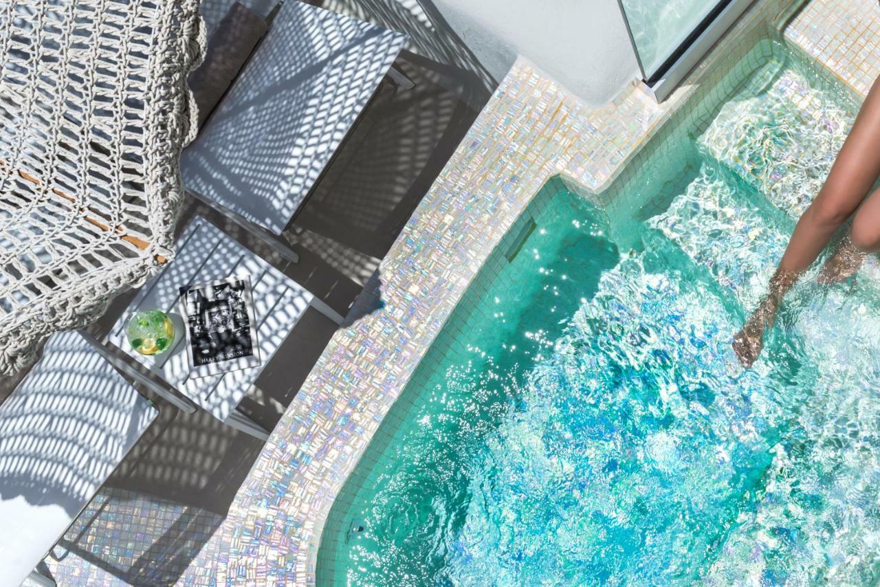 Nefeles Luxury Suites Fira  Ngoại thất bức ảnh